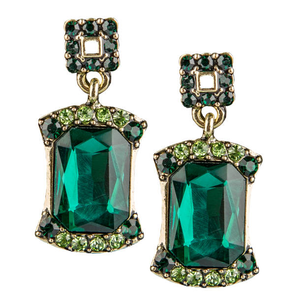 Emerald cut gemstone